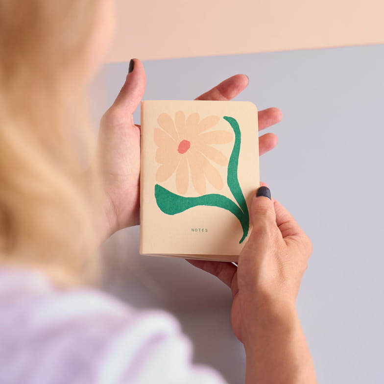 Hippie daisy mini pocket book