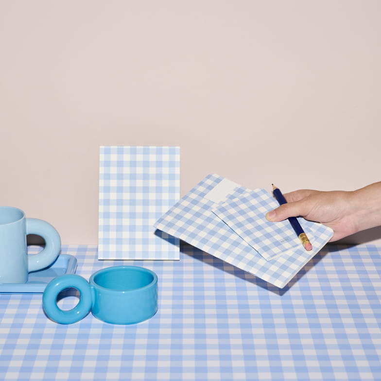 Swinging ciel notebook