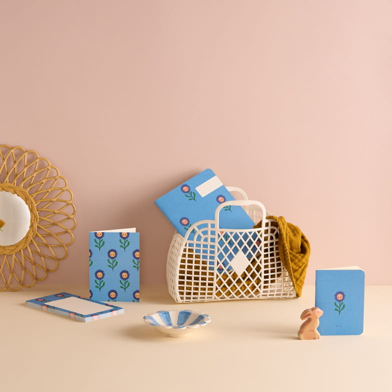 Happy Marguerite mini pocket book