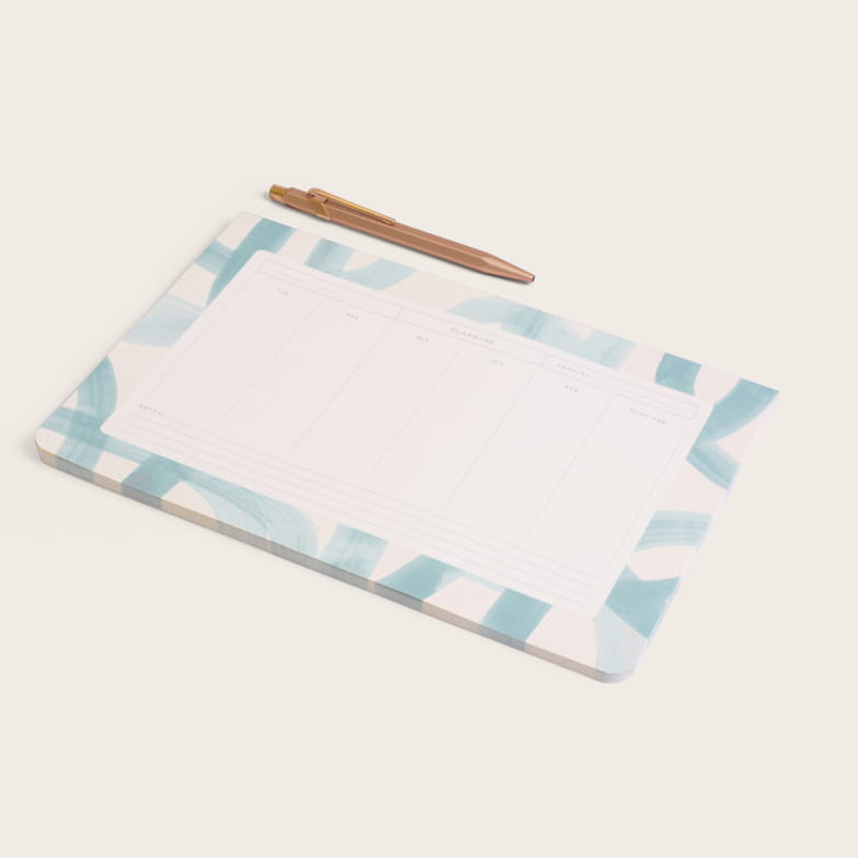 Detours weekly deskpad